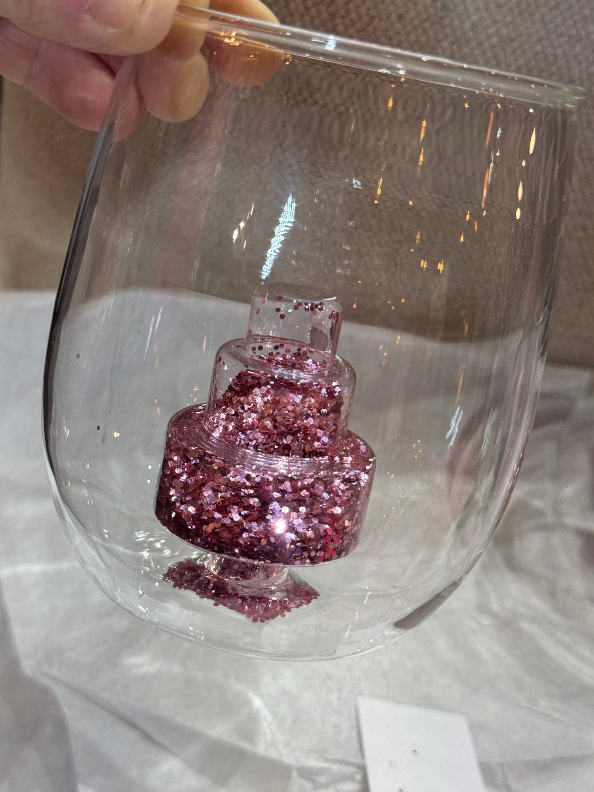 Glitter Cake Stemless Wine Glass