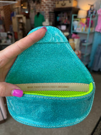 CONSUELA - Sunglasses Case - Lumi