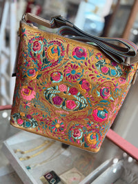 Consuela - Bronzer Hobo
