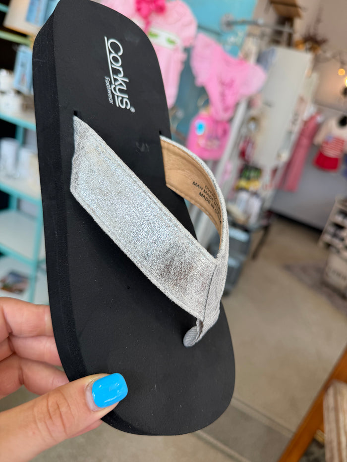 The Overboard Flip Flops -Silver