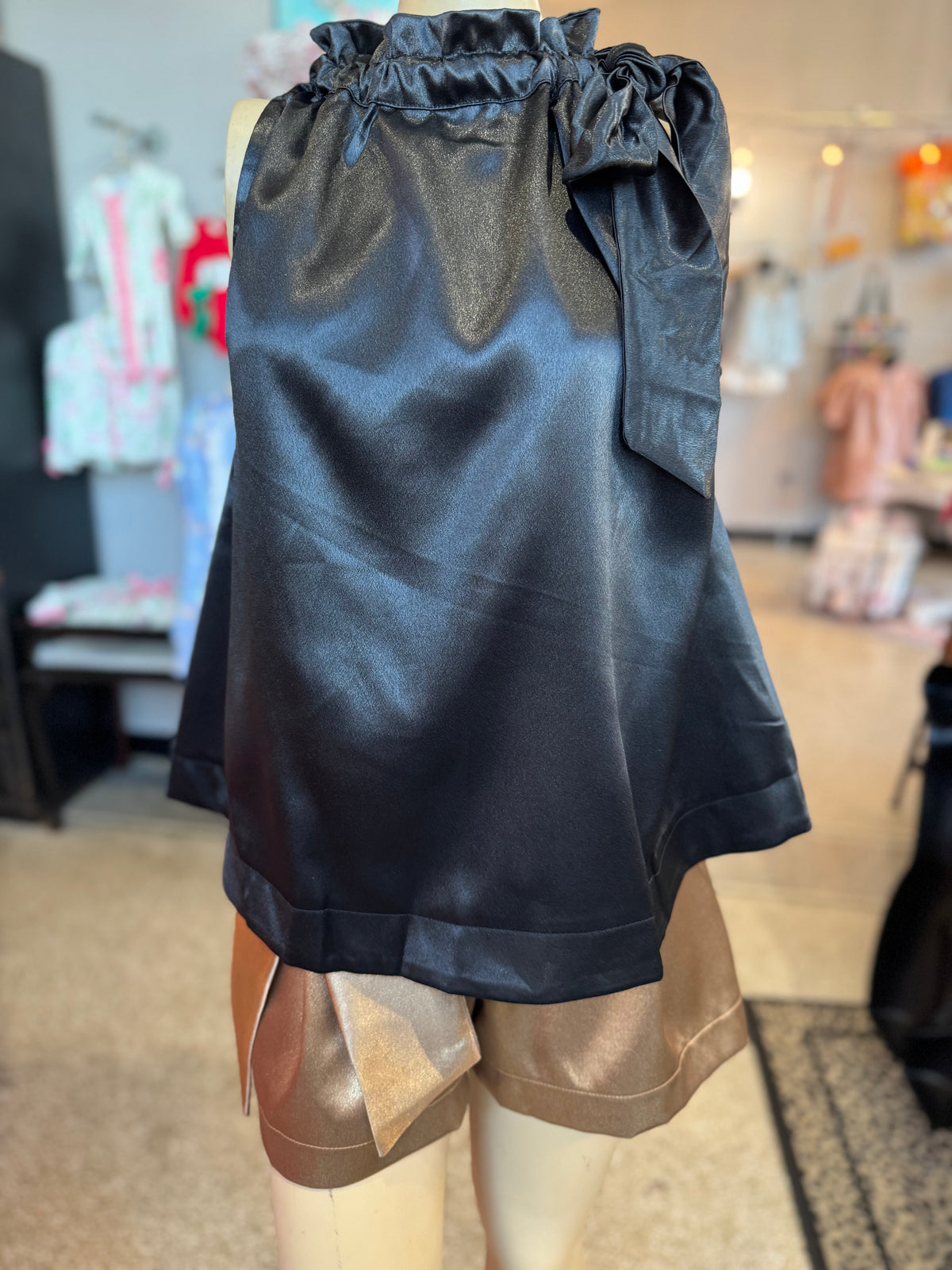 The Casey Glam Shorts - Gold