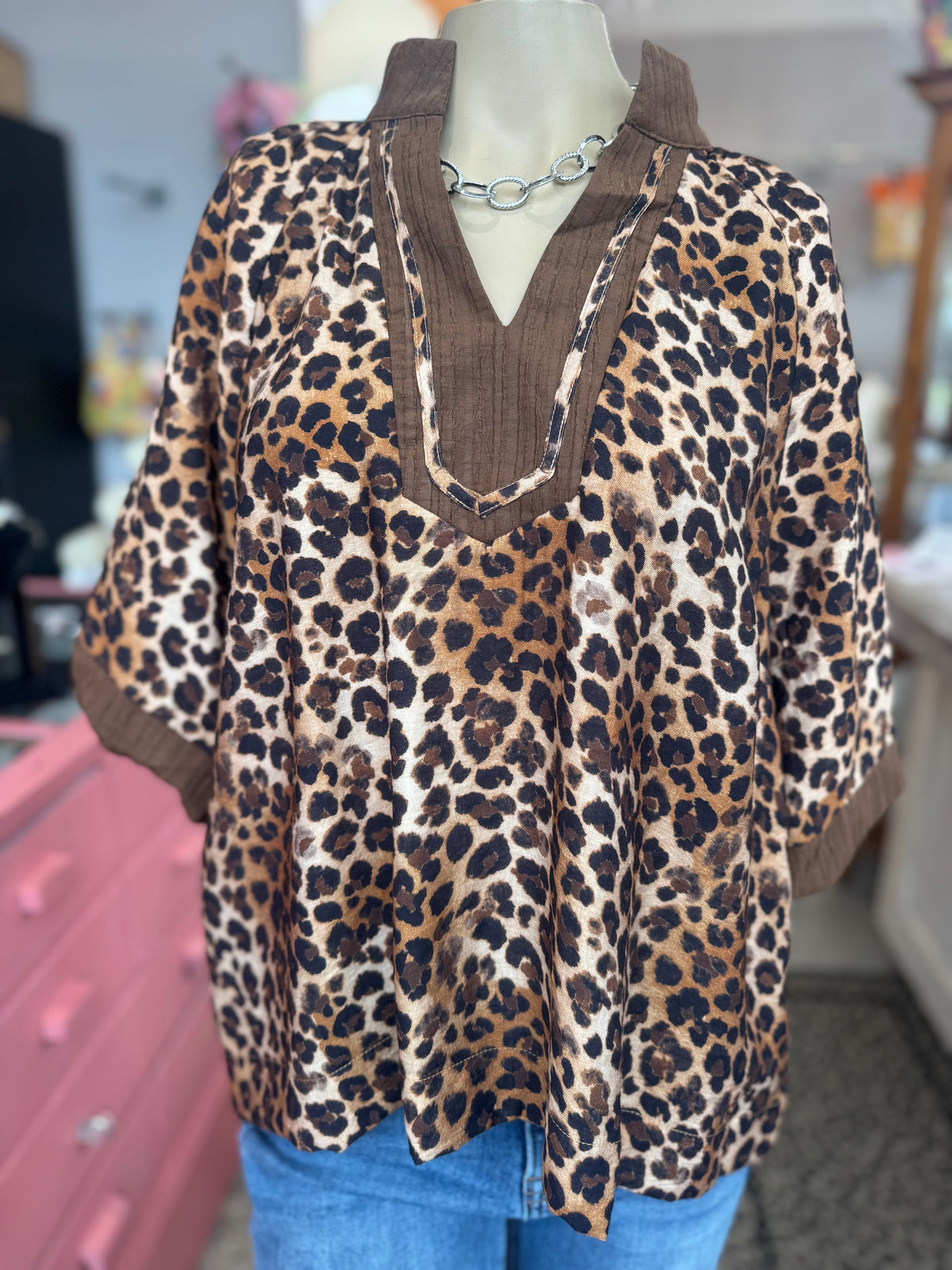 Sassy Leopard Top - Tan