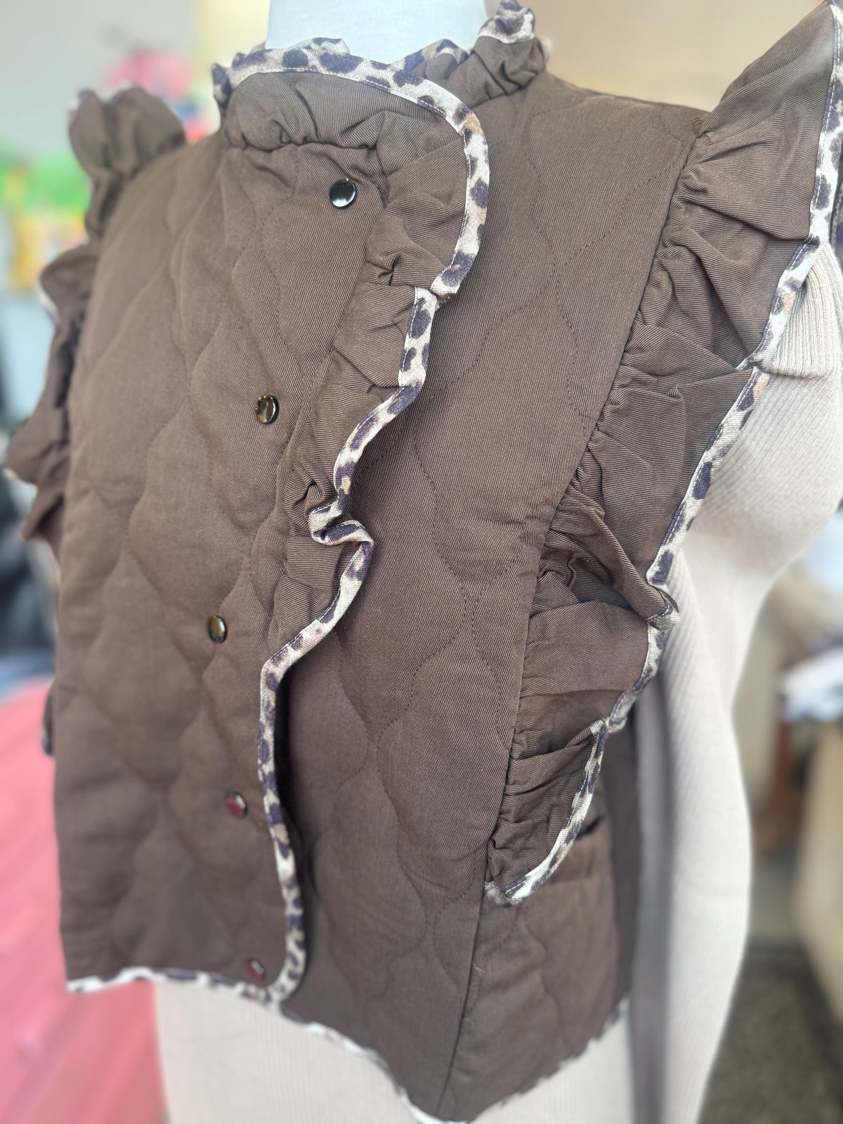 The Jaci Vest - Chocolate