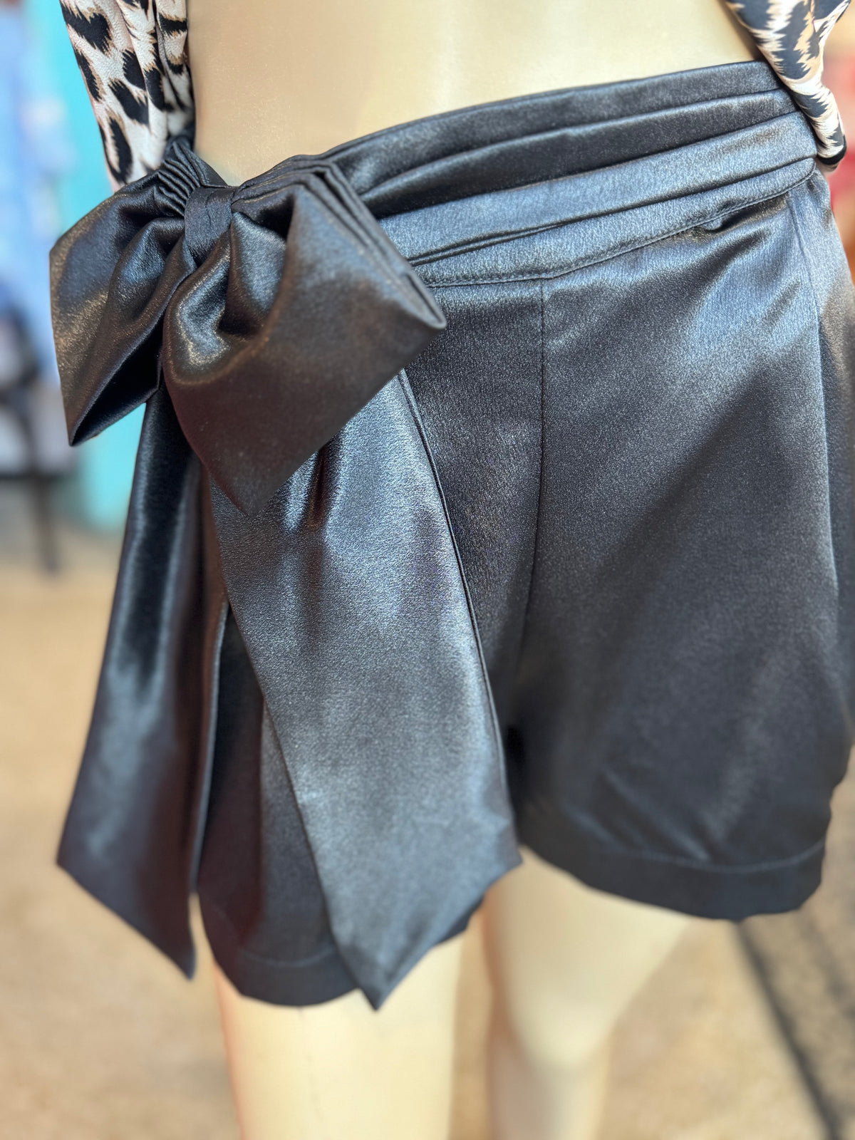 The Casey Glam Shorts - Black