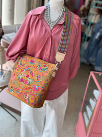 Consuela - Bronzer Hobo