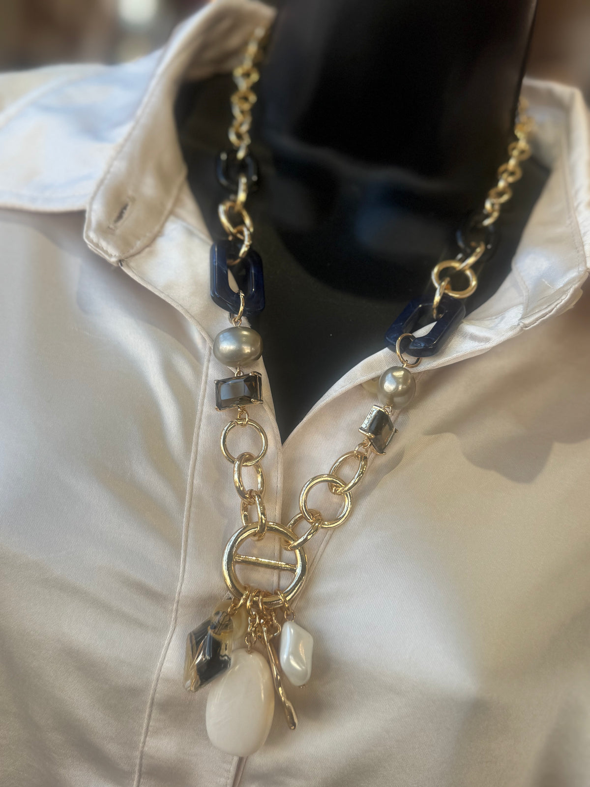 Navy Elegance Necklace