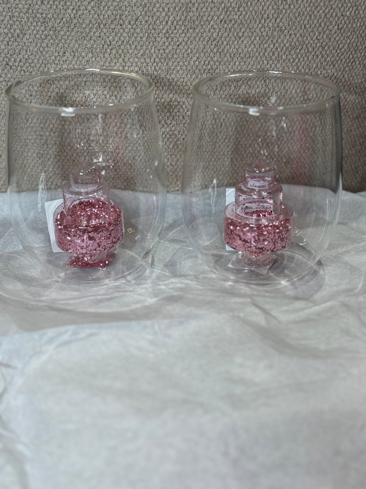 Glitter Cake Stemless Wine Glass