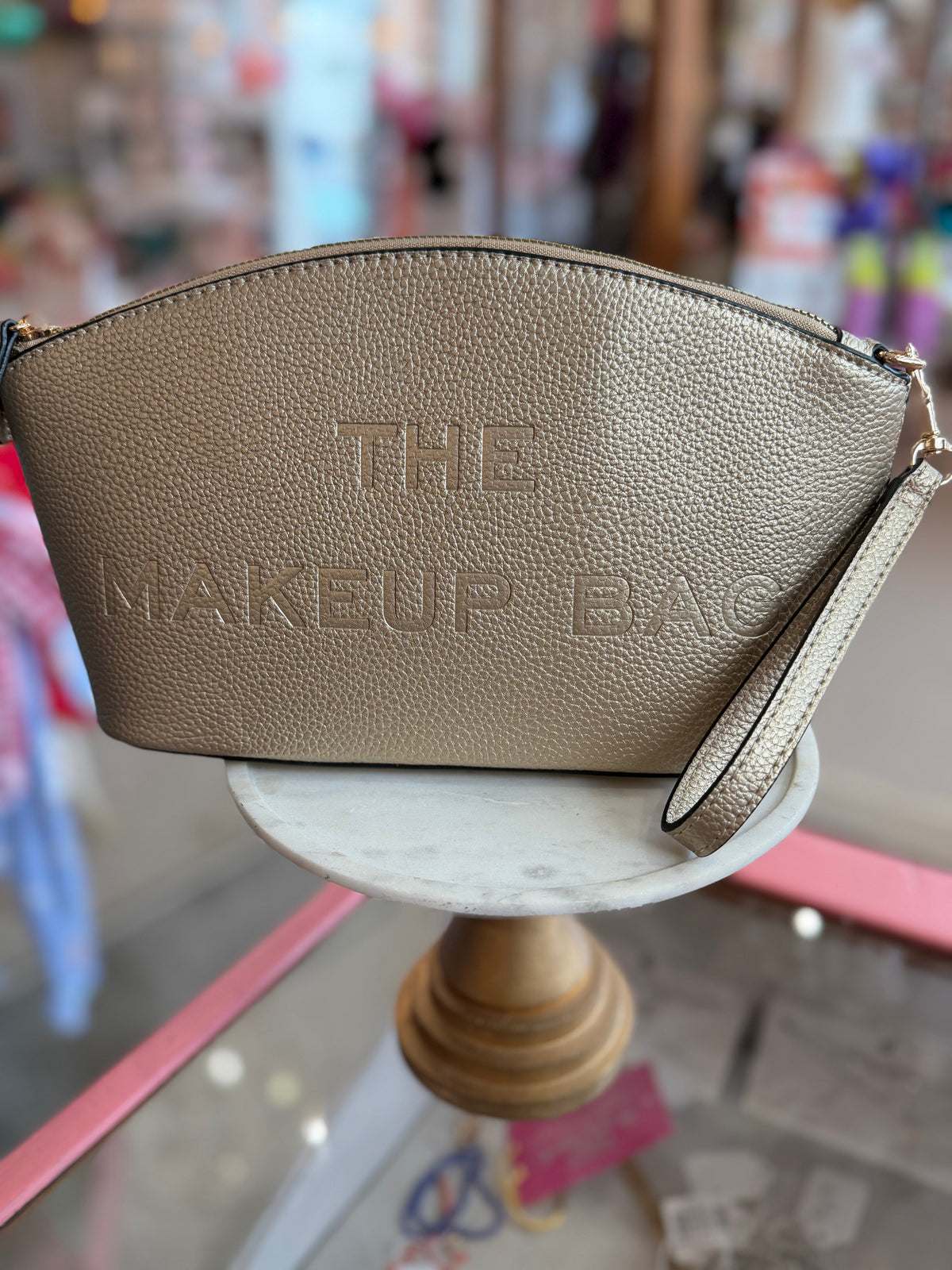 THE MAKEUP BAG