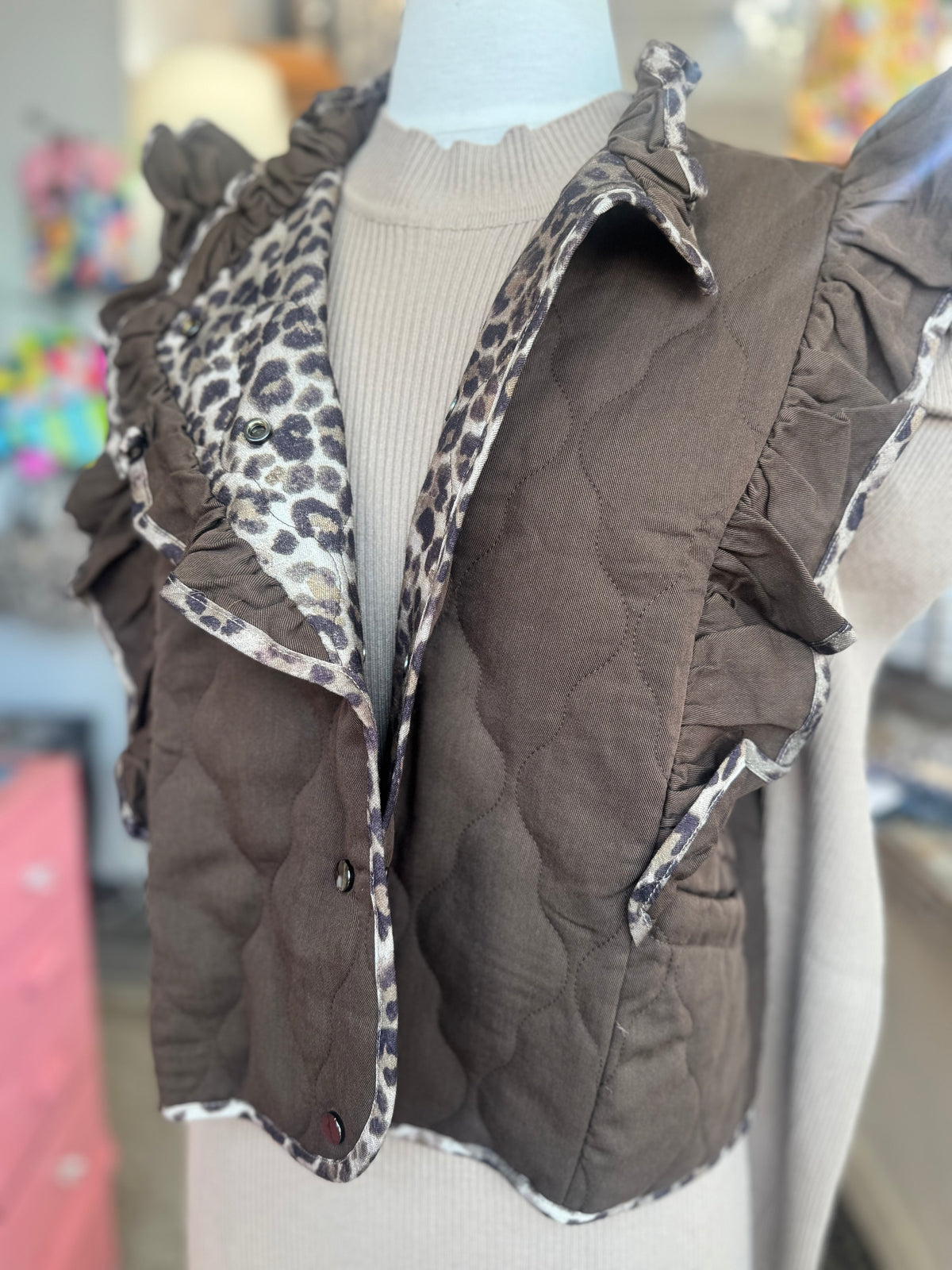 The Jaci Vest - Chocolate