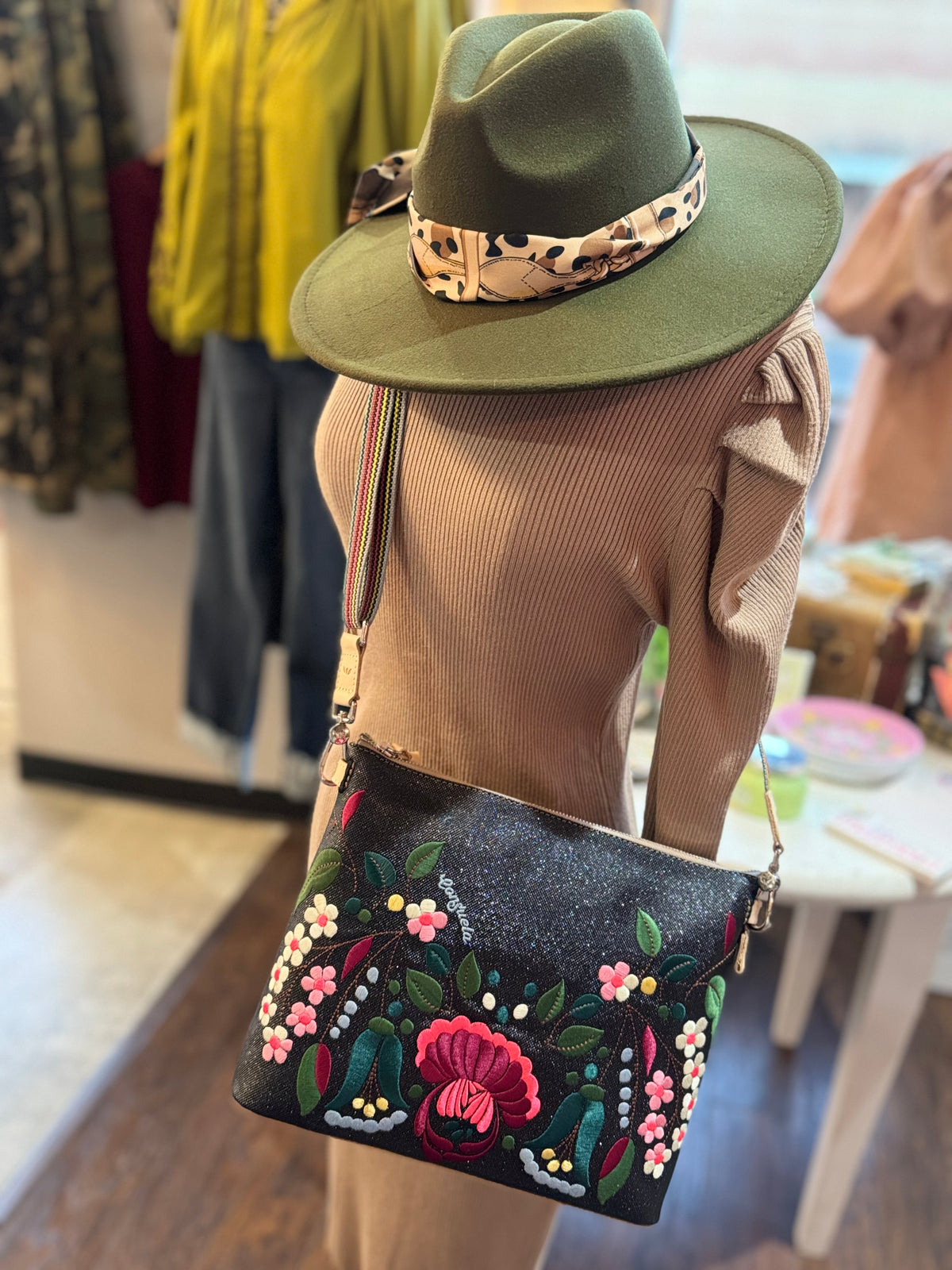 Consuela - Ava Downtown Crossbody