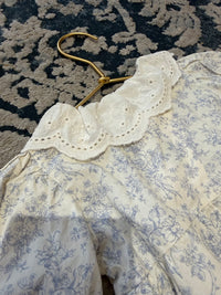 Blue Floral Ruffled bubble