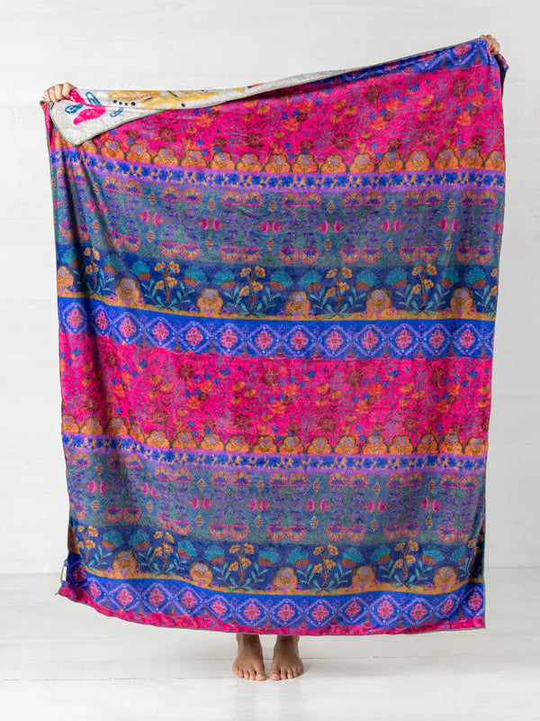 Double-Sided Cozy Throw Blanket