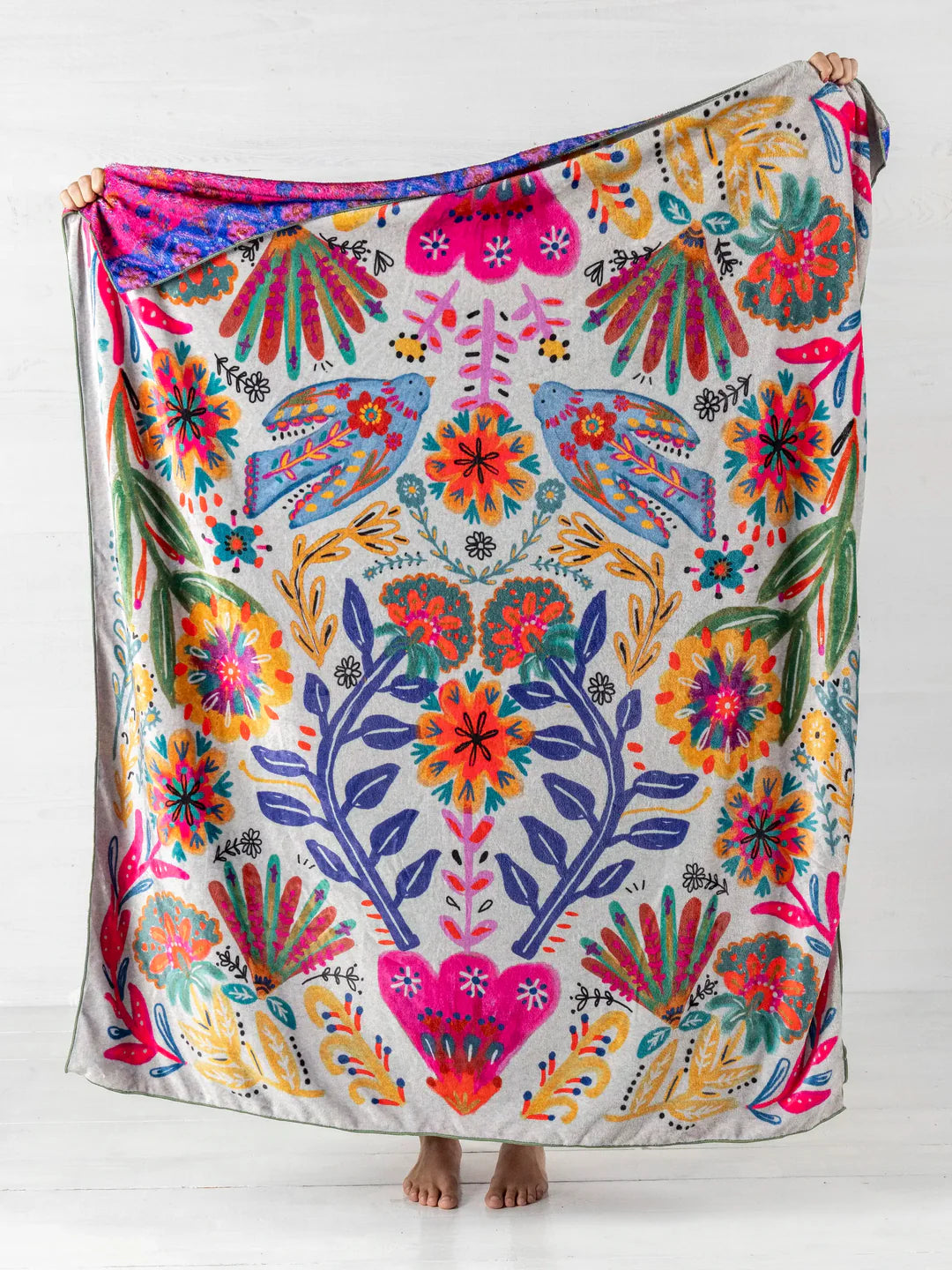 Double-Sided Cozy Throw Blanket