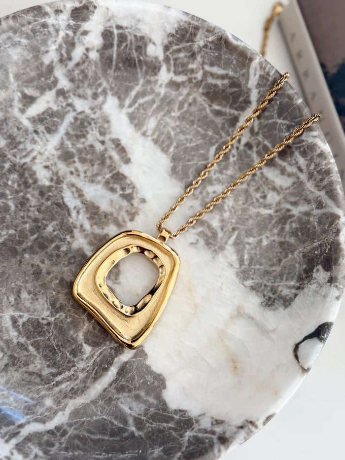 ChanSutt - The Taylor Necklace