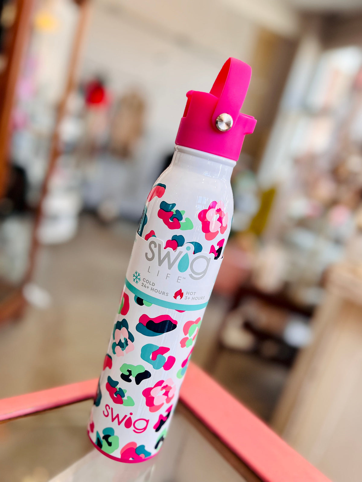 SWIG -Party Animal  Leopard Flip + Sip Bottle