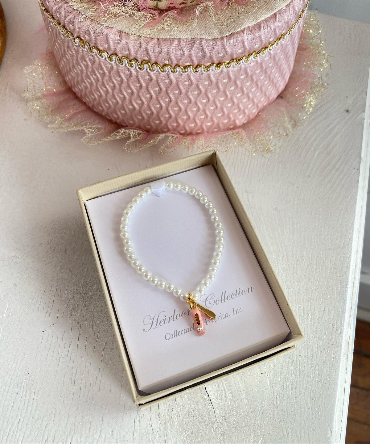 BALLET SLIPPERS - PEARL BRACELET