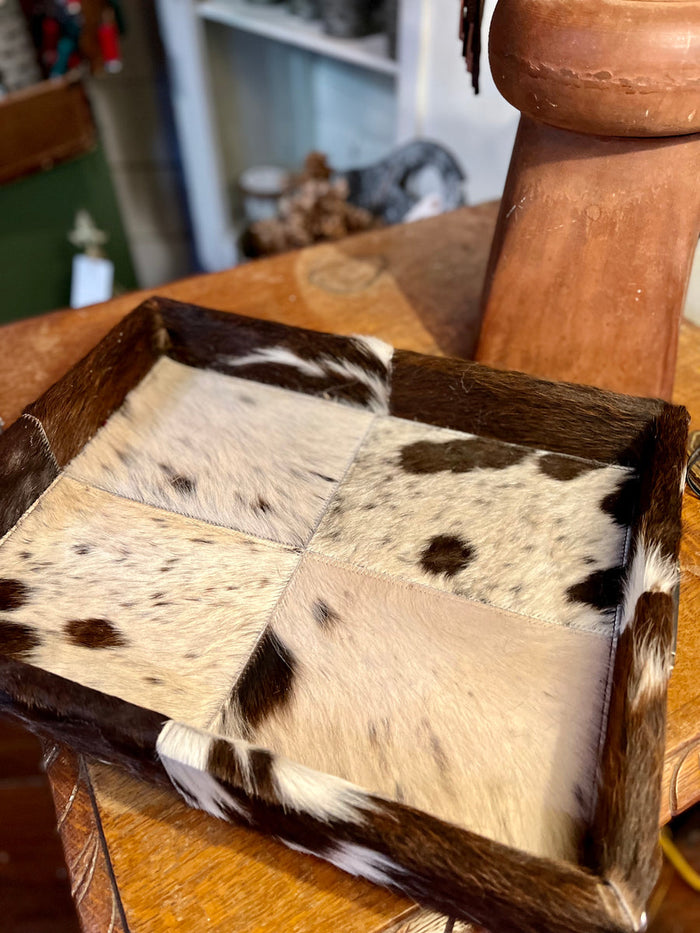 COWHIDE TRAY